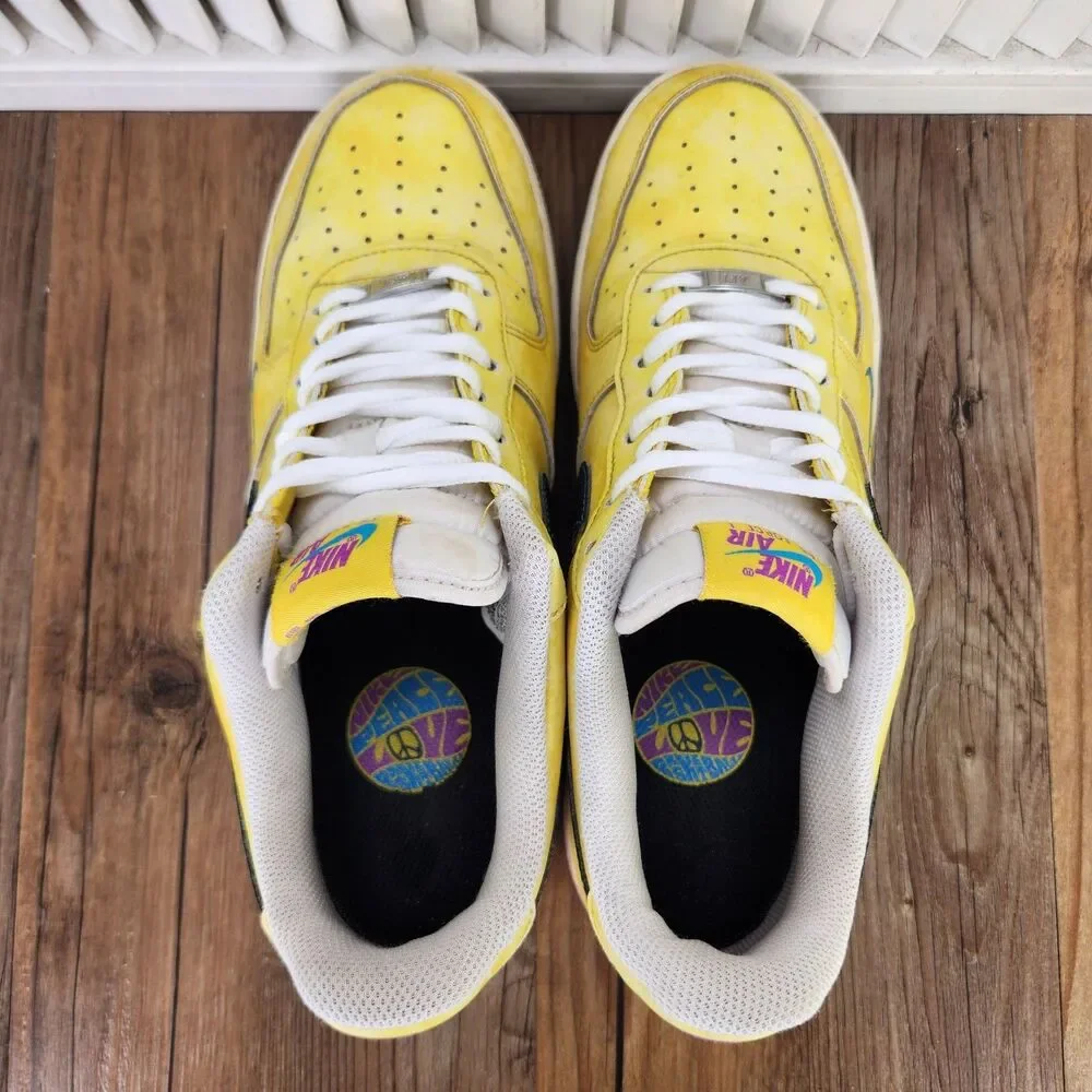 Nike Air Force 1 Peace Love & Basketball Sneakers Mens Sz 9.5 Yellow DC1416-700